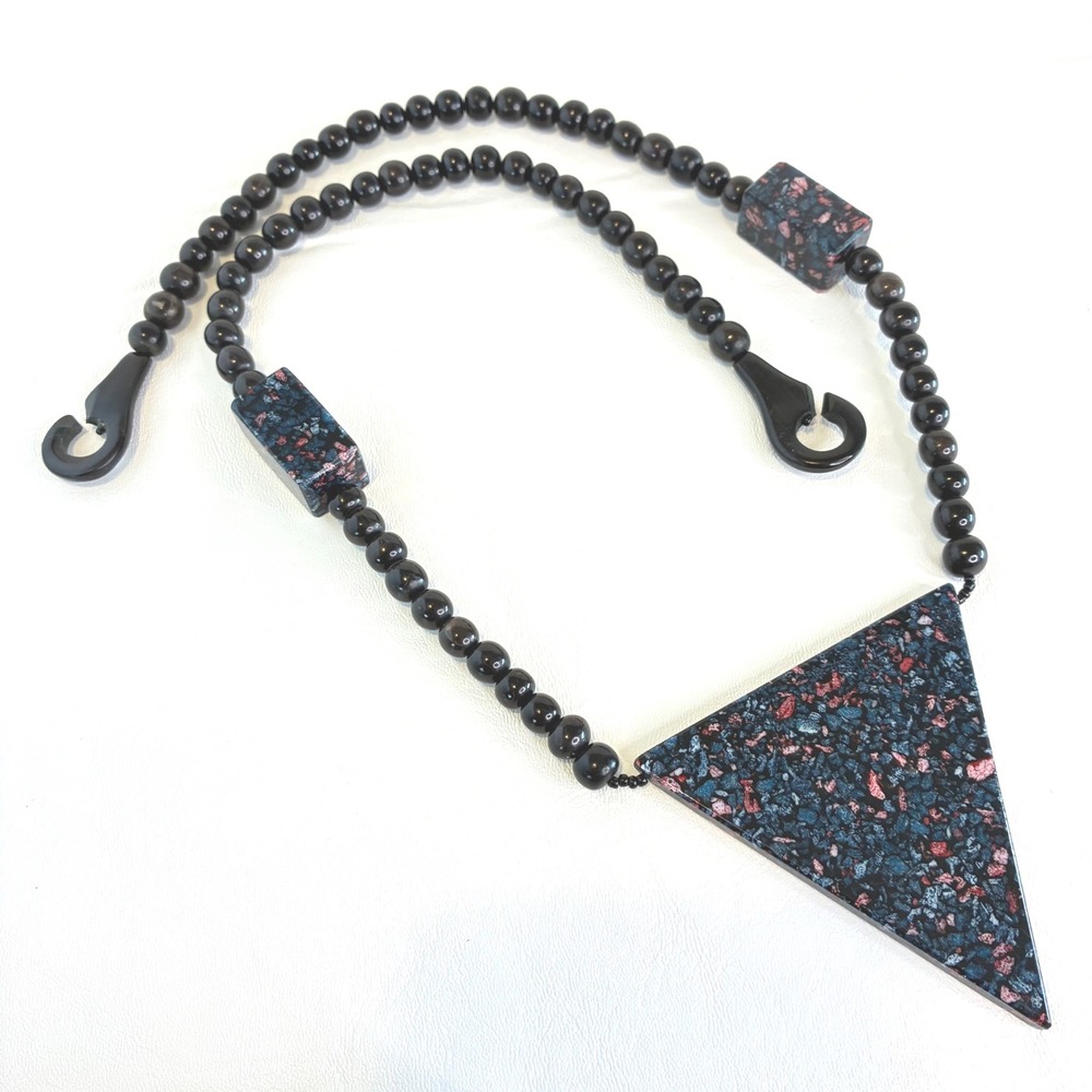 Necklace Vintage Modernist Geometric Triangle Mosaic Beaded Black Blue Red 28"